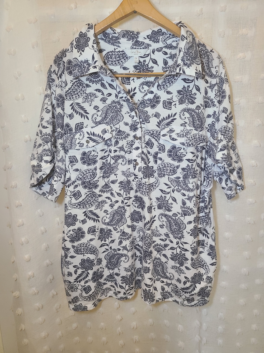 Coral Bay Women's White and Navy Paisley Button-Up Blouse